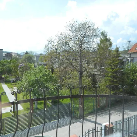 Dom Wypoczynkowy Rybnicka - アパート