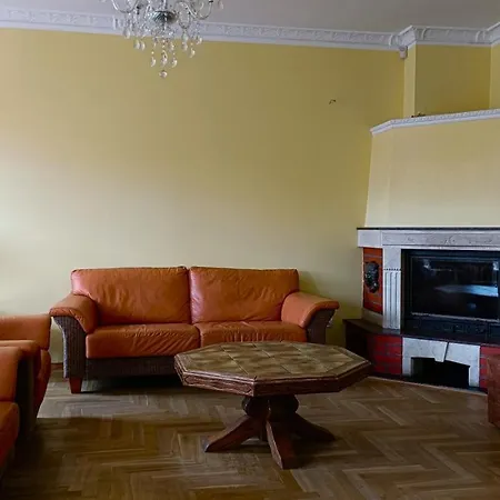 Dom Wypoczynkowy Rybnicka - グディニャ